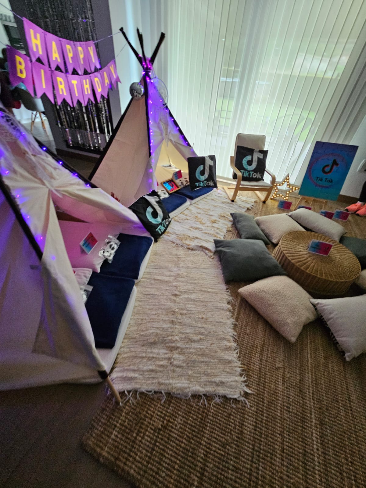 TIPIS FIESTA DE PIJAMAS - Imagen 13